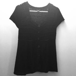 Petite medium black knit short sleeve sweater.